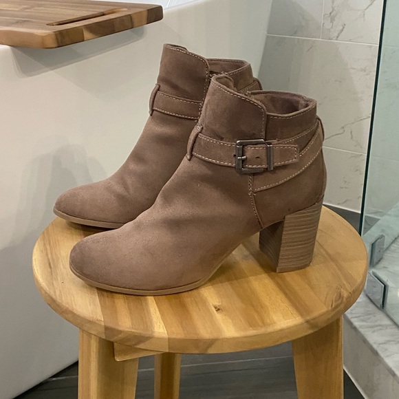 Merona Faux Suede Ankle Boots - Picture 1 of 4